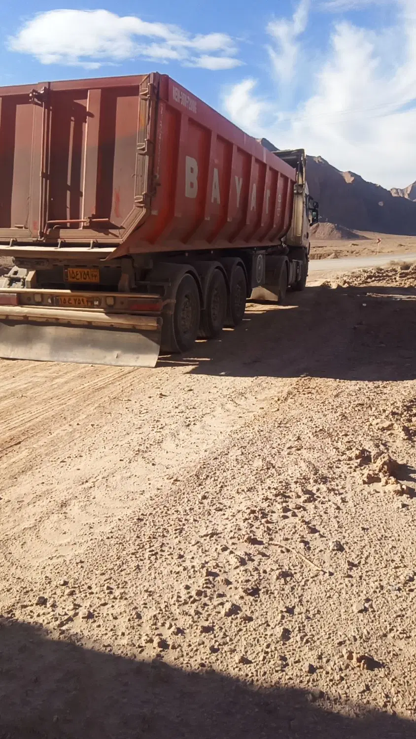 فروش یک قطعه زمین مسکونی در شهرک فرهنگیان نقاب