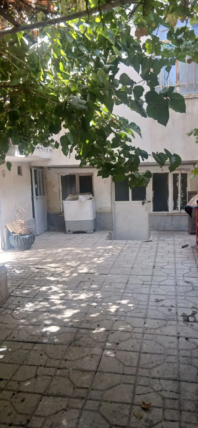 خانه ویلایی فروشی در خیابان برغان