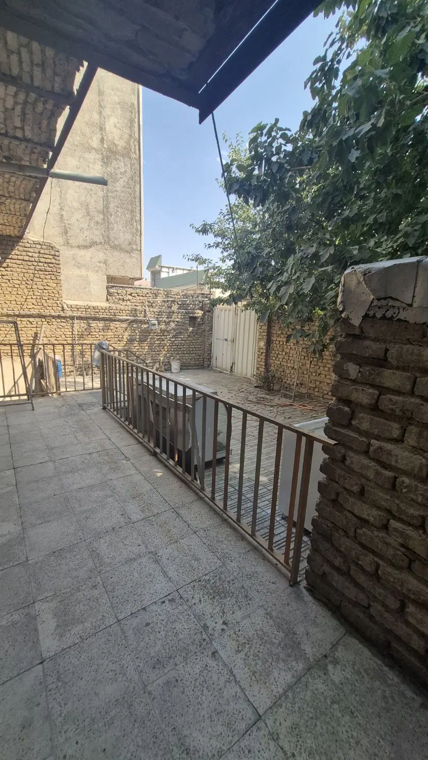 خانه ویلایی ۱۵۰ متری هشتگرد گلسار