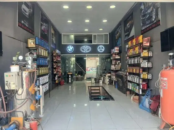 ۶۰متر مغازه همراه با بالکن بحر کمربندی بروجرد