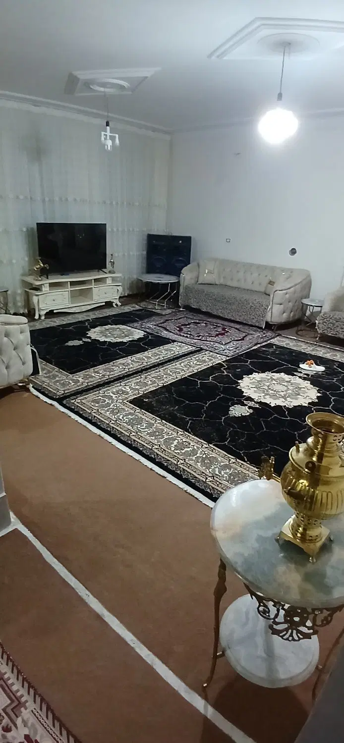 خانه اجاره ای طبقه ۱