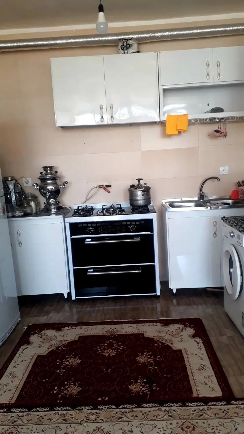 یک‌خانه‌‌‌‌غرق‌‌‌نور‌‌۷۸‌متری.