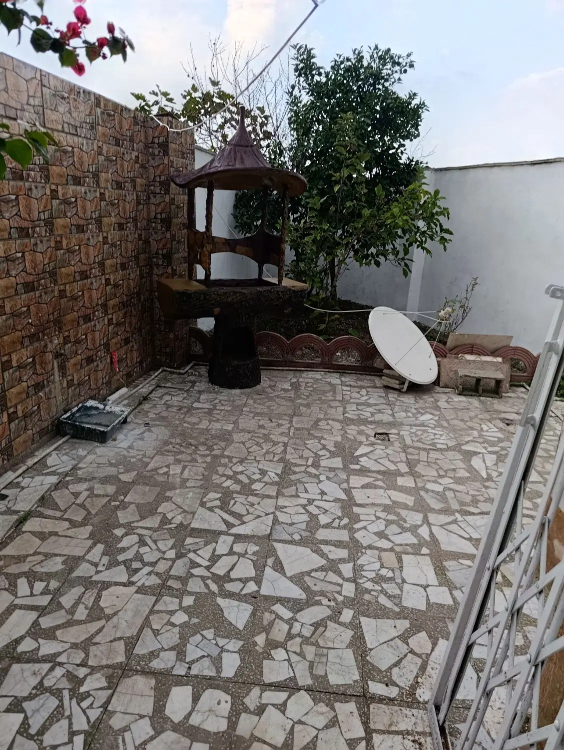 فروش یک ویلای شیک واقع درفومن