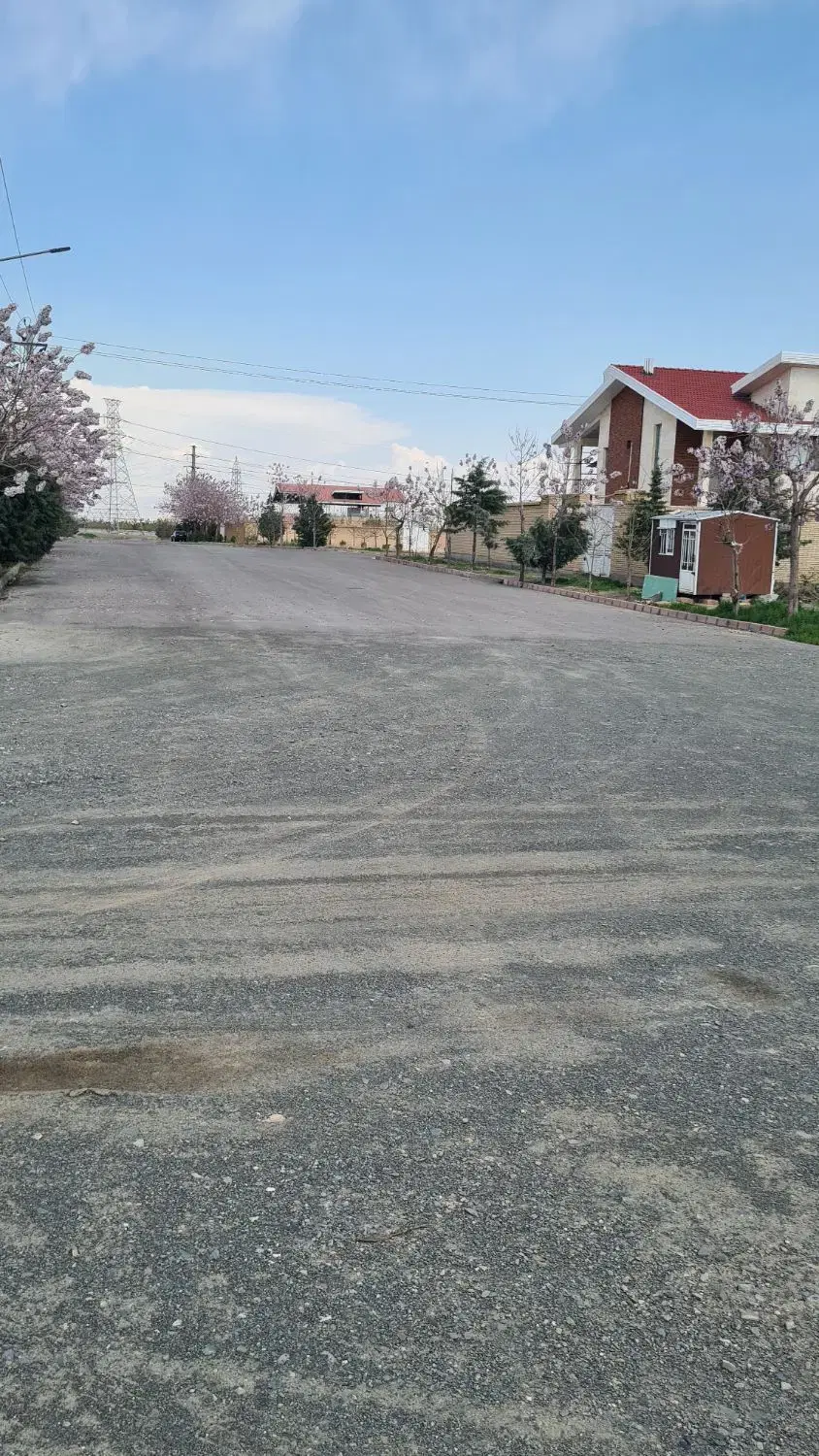 ۲۵۰ متر زمین اوایل جاده شاندیز  (سند دار)