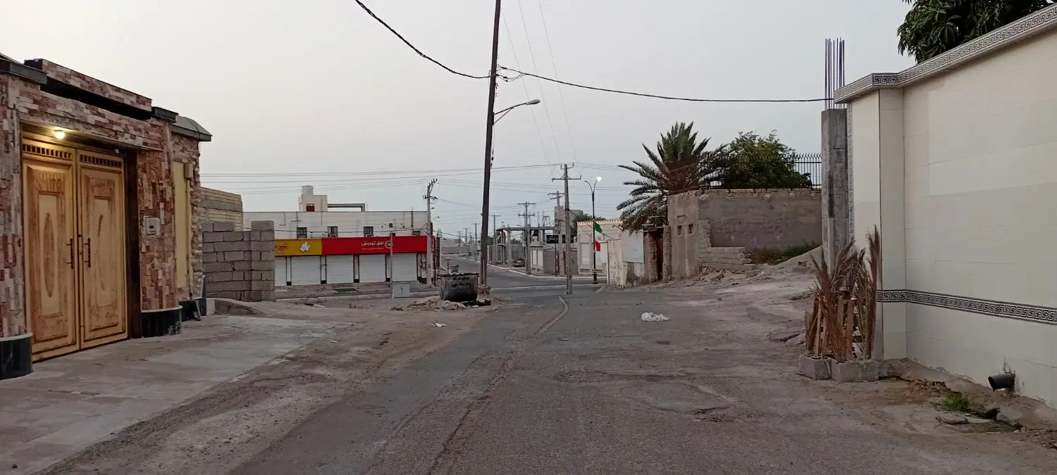 زمین بندرلنگه