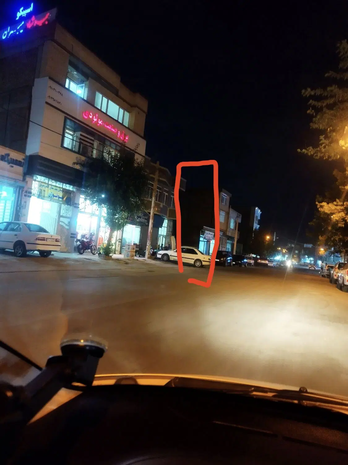 ۲۴۸ متر زمین تجاری مسکونی روی خیابان کارگر