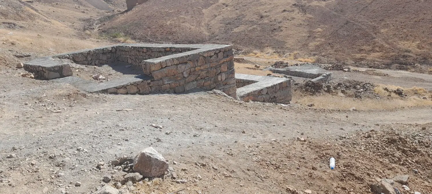 زمین۱۰۰متری قطاره دار