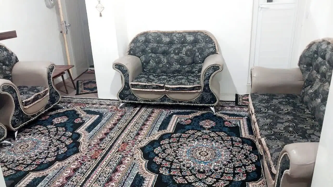 صالحیه .واحد ۳۹ متری  نوساز .تک واحدی.
