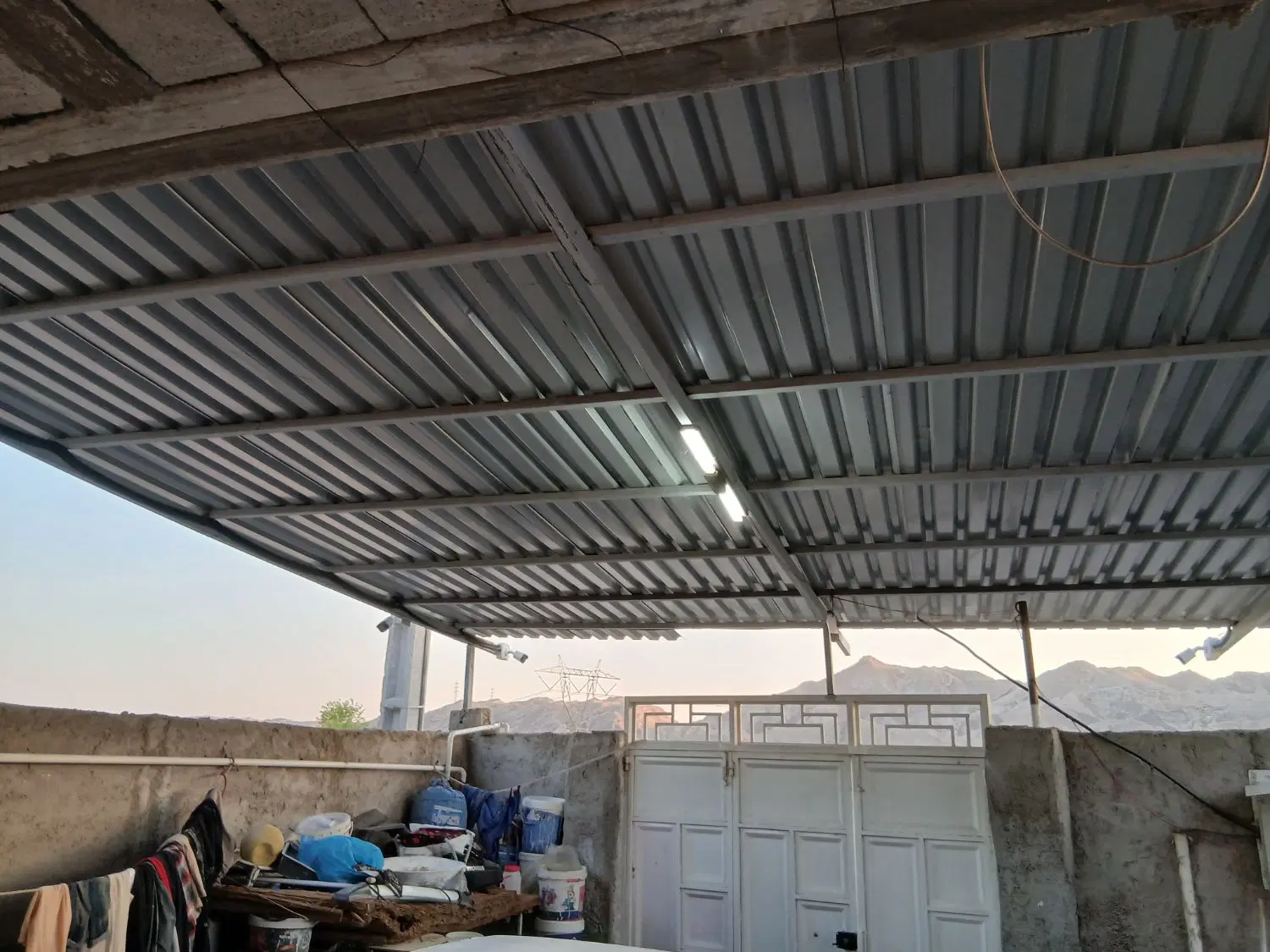 یک باب منزل مسکونی درنمره یک پایین