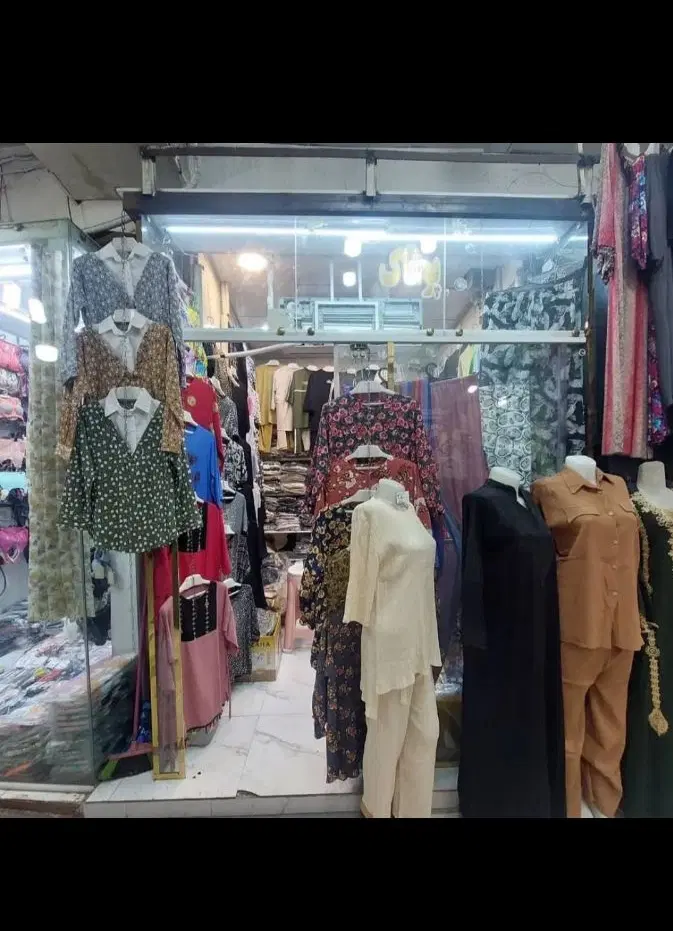 مغازه نادری امام سرپوشیده
