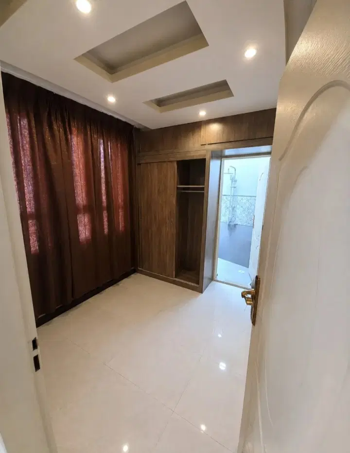 طبقه دوم ۴۷متری یک خوابه تخلیه