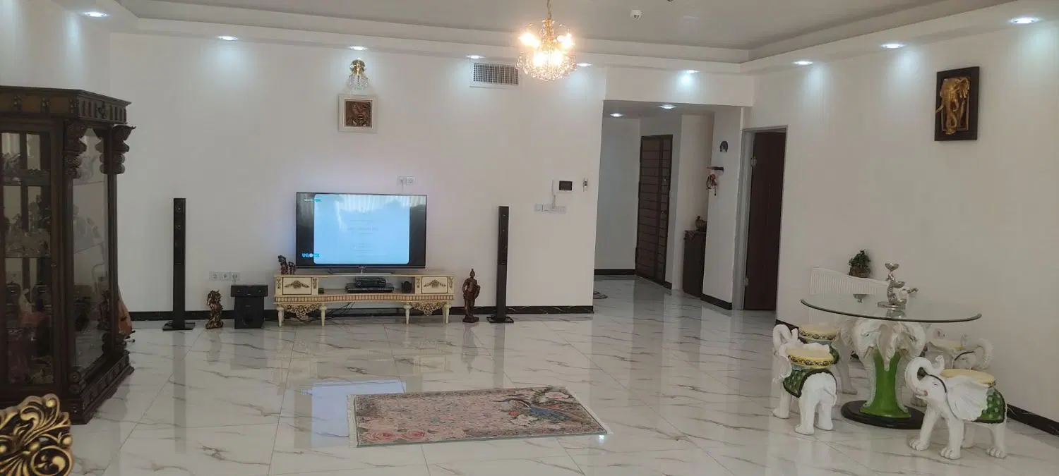 آپارتمان سه خوابه