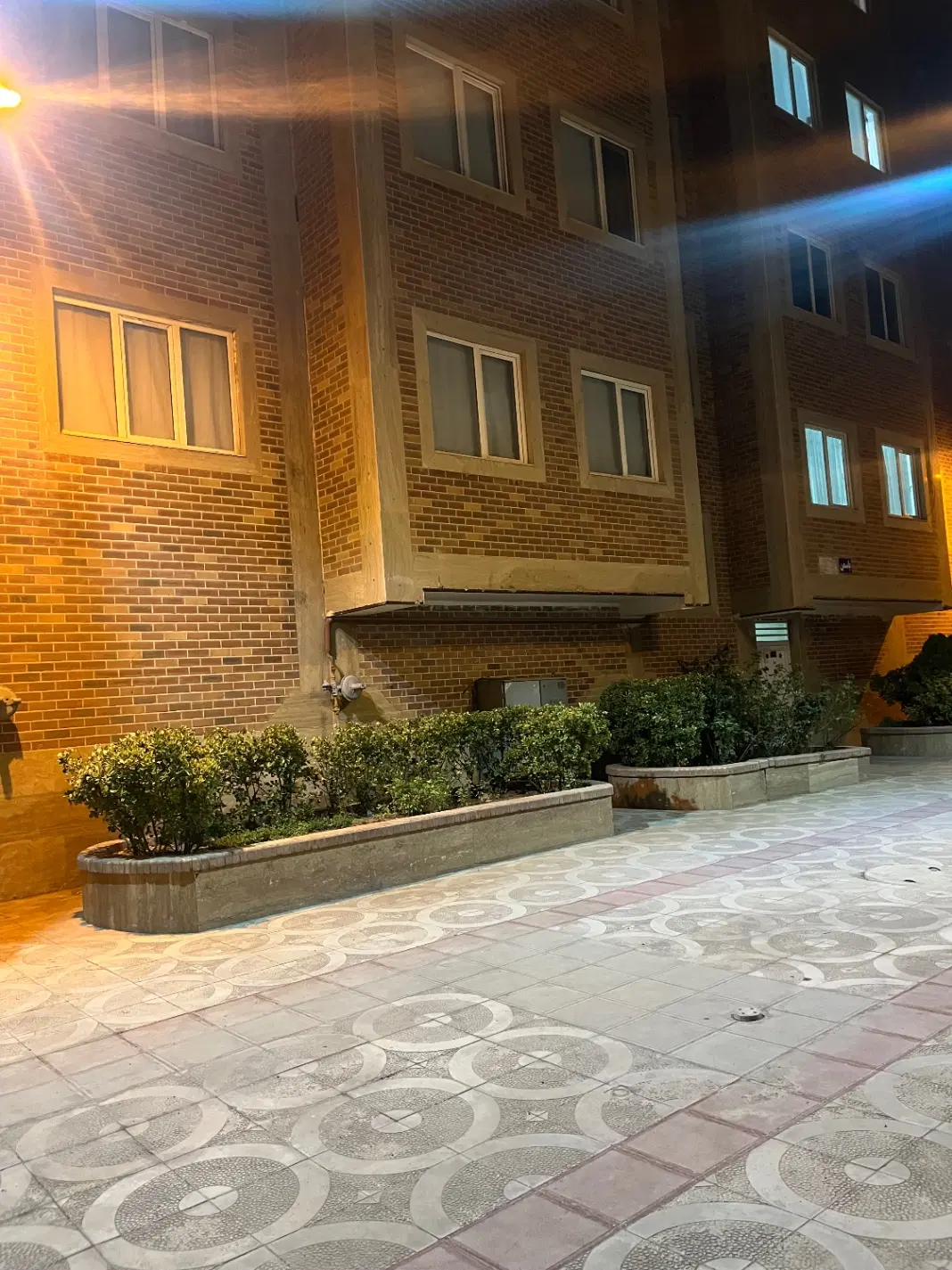آپارتمان ۲خوابه میدان روبیک مجتمع نرجس خاتون
