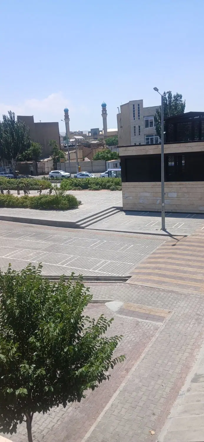 فروش واحد خدماتی در سه را امین