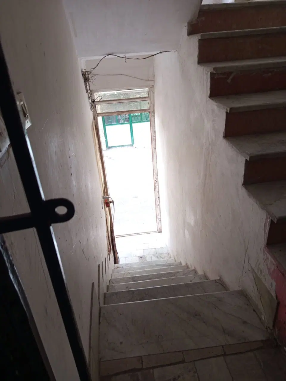 زیرزمین ۵۰متری اطلس غربی