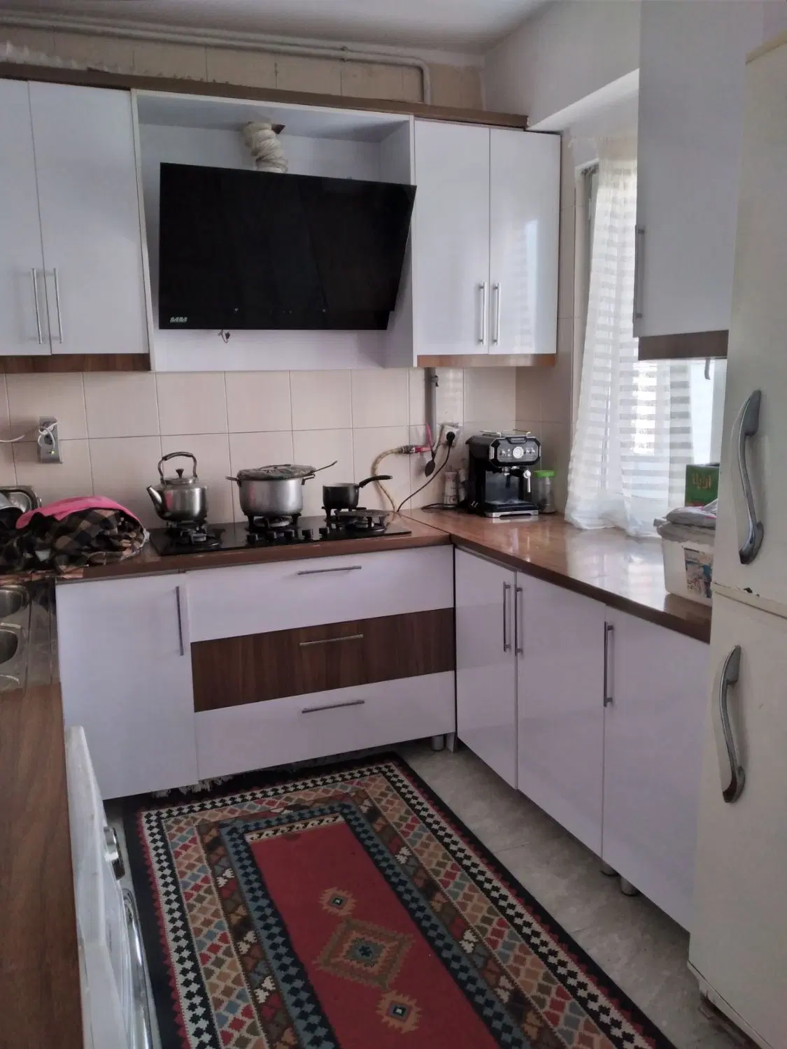 فروش یک واحد مسکونی