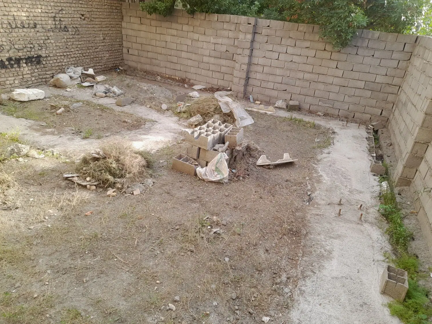 زمین۹۰متری مسکونی درشاهنامه۳۱ سردونبش