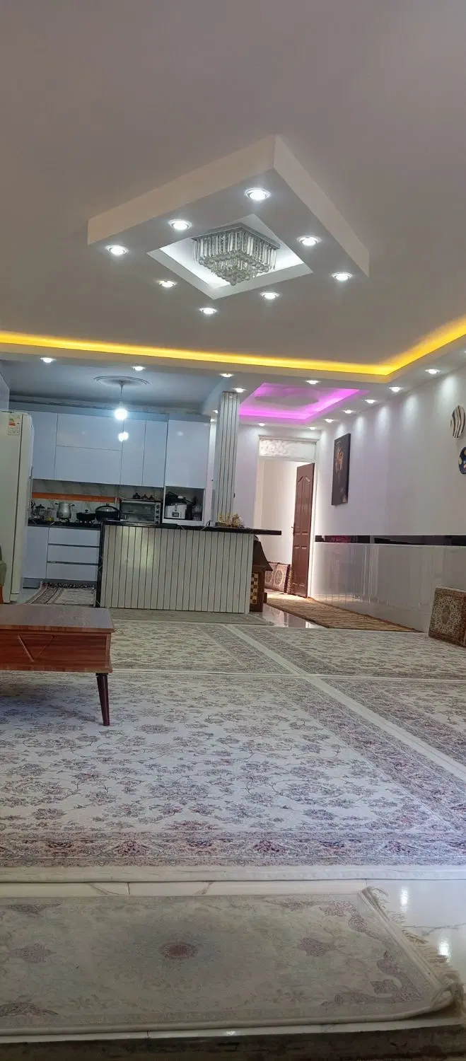 خانه دوطبقه ۲۲۰متری نایسر