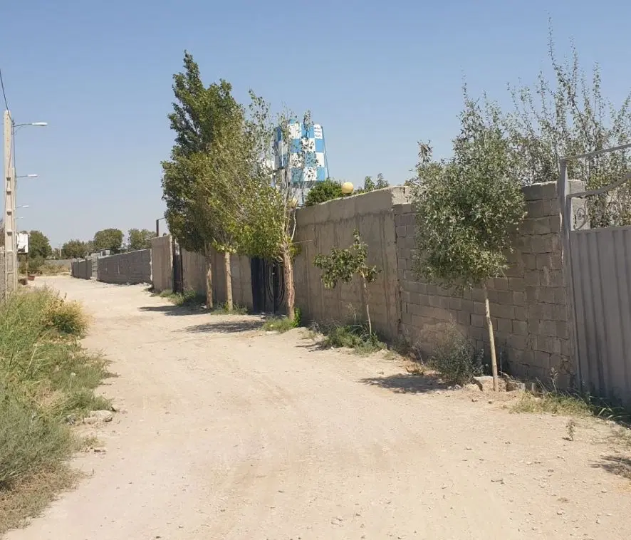 باغچه چهاردیواری شهریارسندتک برگ