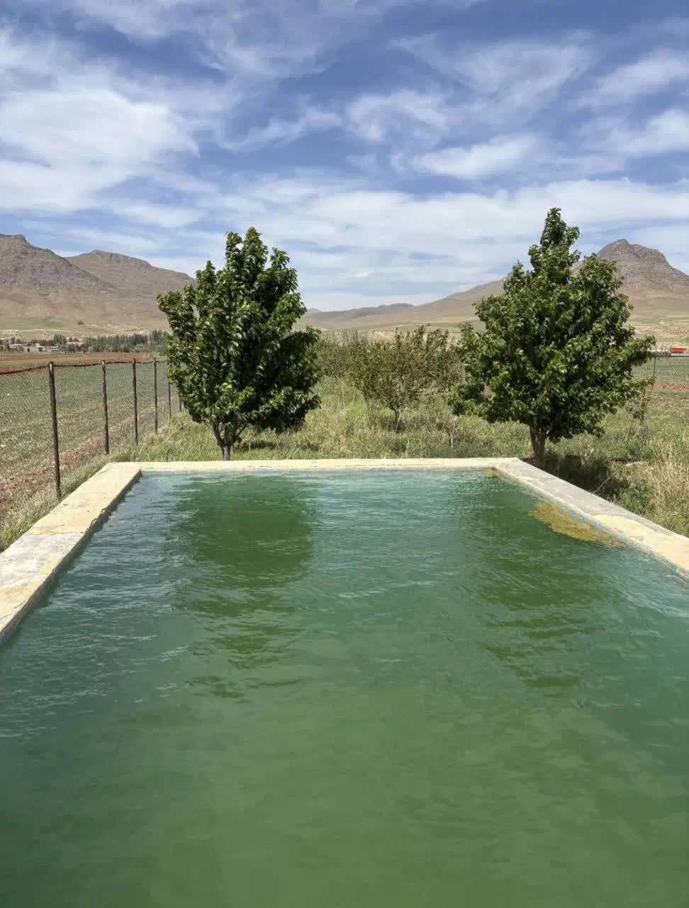 ۲۰۰۰ متر باغ گلشن آباد بان