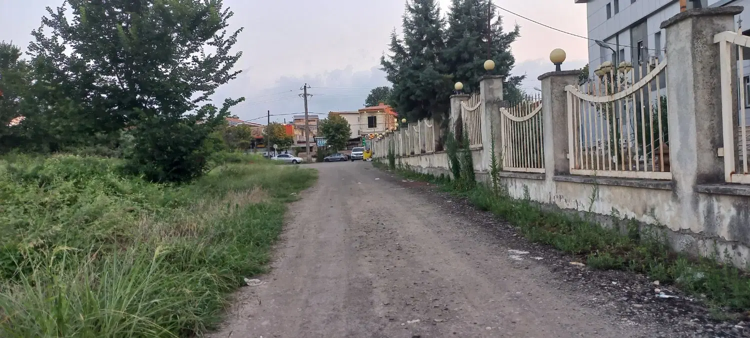 دوپلاک  ۴۵۰ متر.  کامل مسکونی  داخل شهر