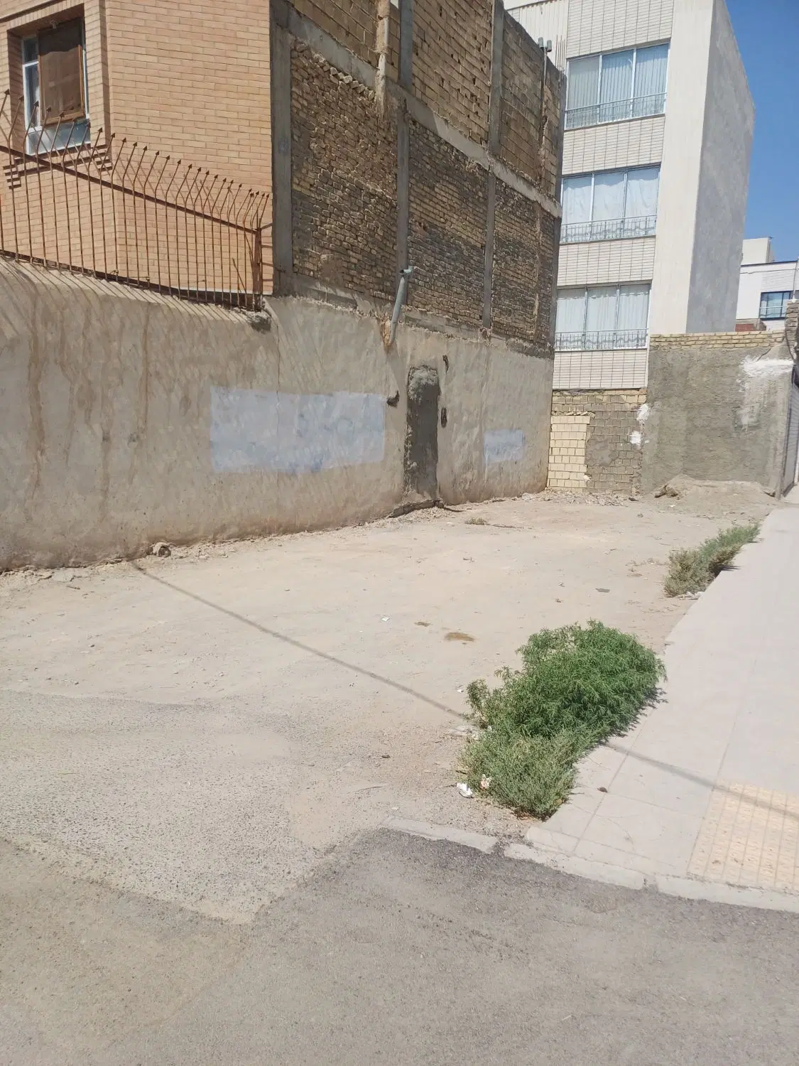 زمین تجاری مسکونی