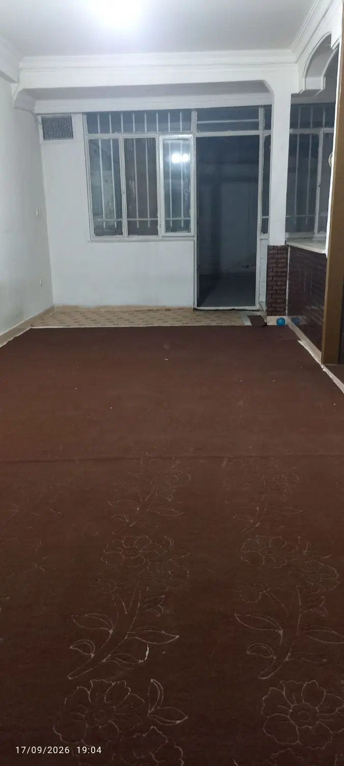 آپارتمان همکف یک خوابه
