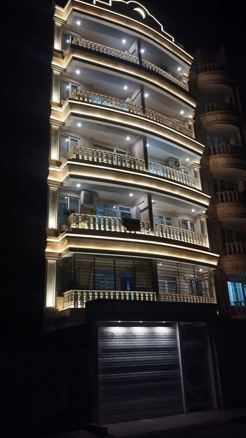آپارتمان ۸۰ متری نوساز