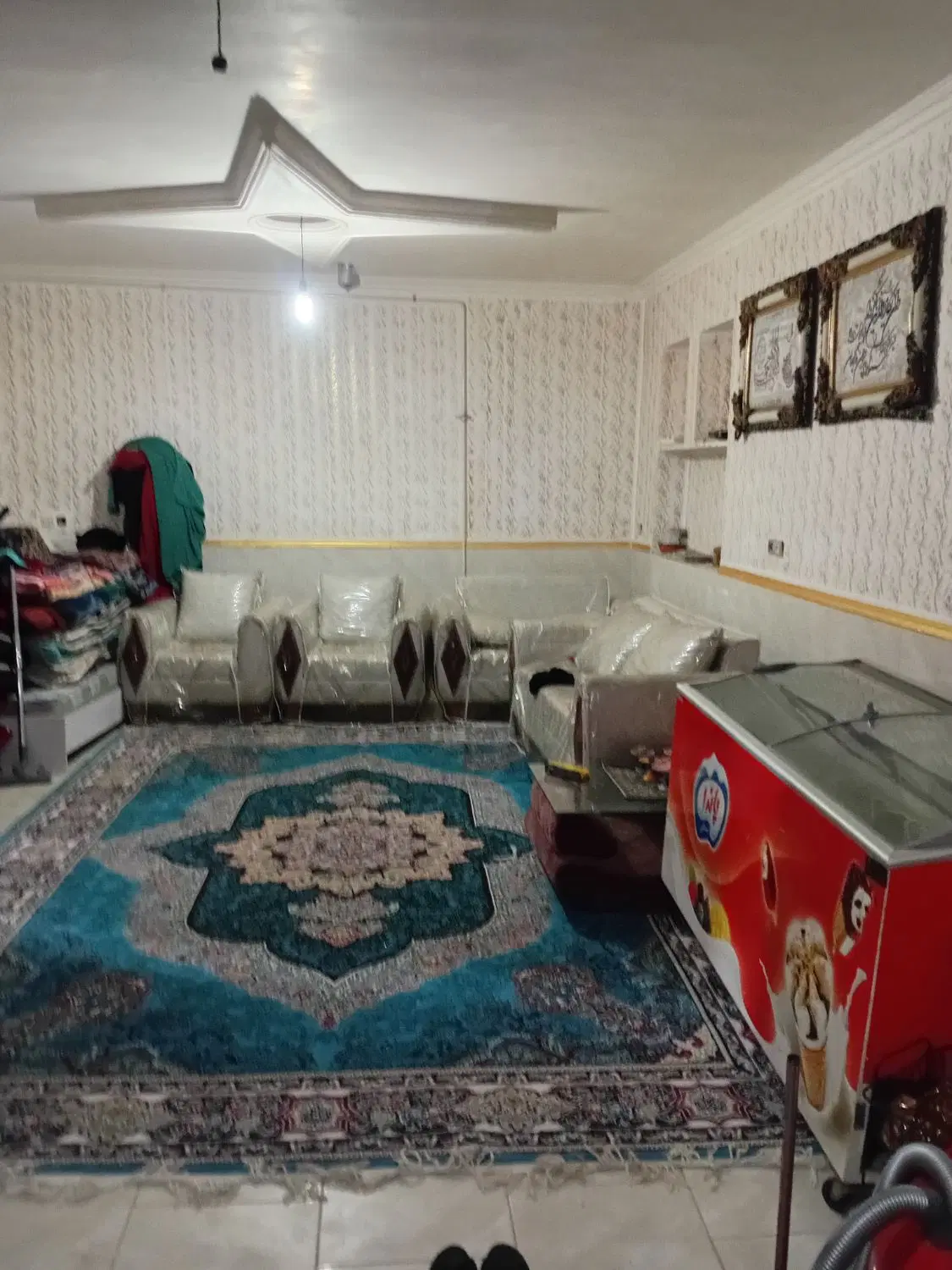دنبال هم خونه هستم ی خانوم هستم