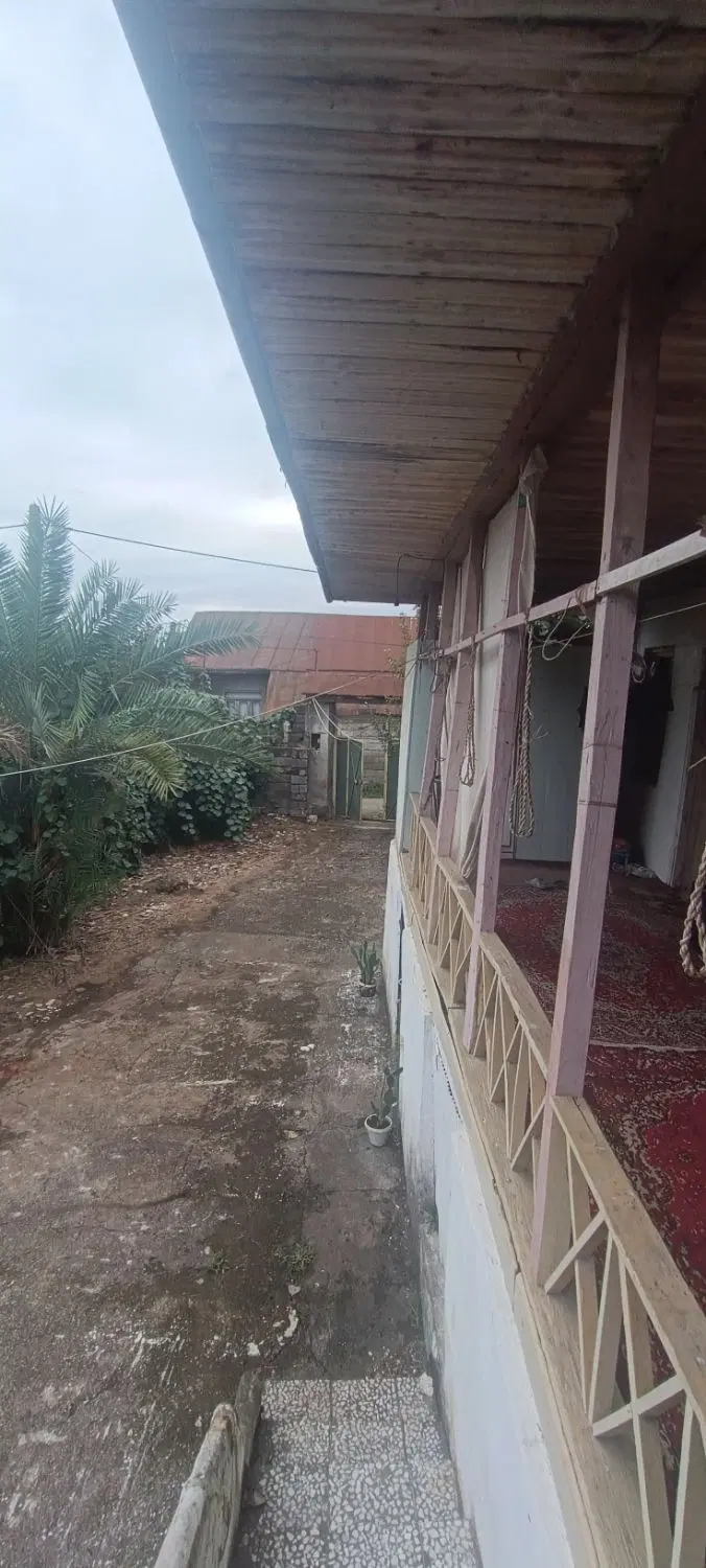 خونه باغ 1300متری دو بر