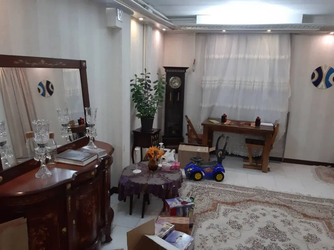اجاره آپارتمان ۹۵ متری دوخواب متروگلشهر شقایق غربی