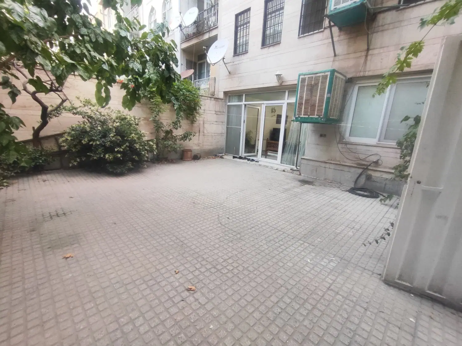 رهن و اجاره 125 متر3 خواب شمالی جنوبی