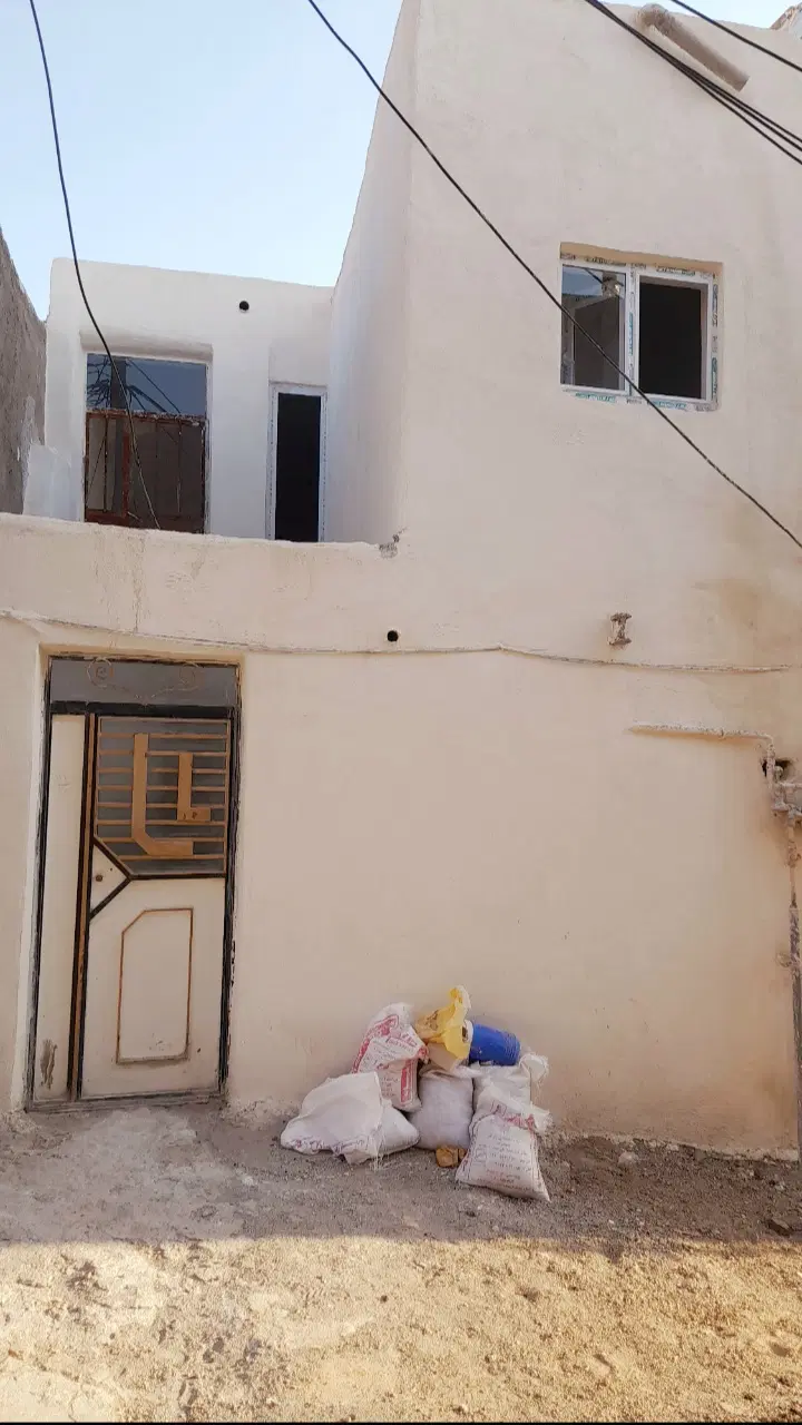خانه ۷۰ متری دو طبقه یکجا ۵۰۰ میلیون تمام رهن.ارم