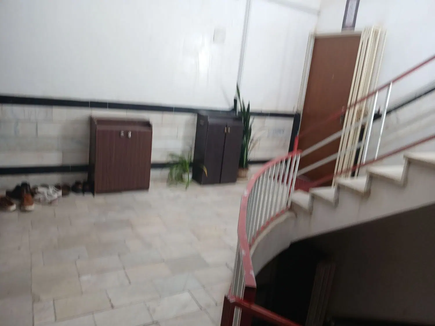 اپارتمان ۱۱۰ متری