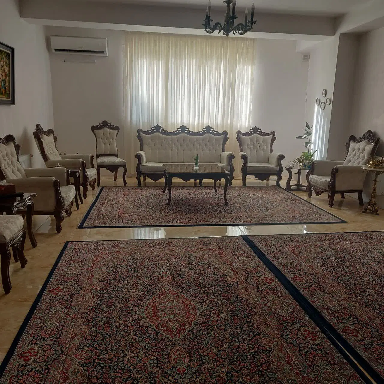آپارتمان ۱۴۰ متری تکمیل دو نبش طباطبایی
