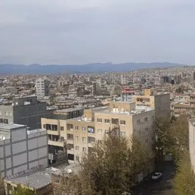 آپارتمان ۱۳۸متری اول خیابان باهنر