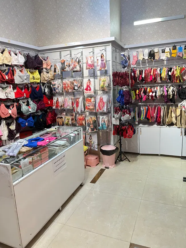 واگذاری مغازه لباس زیر بدون جنس
