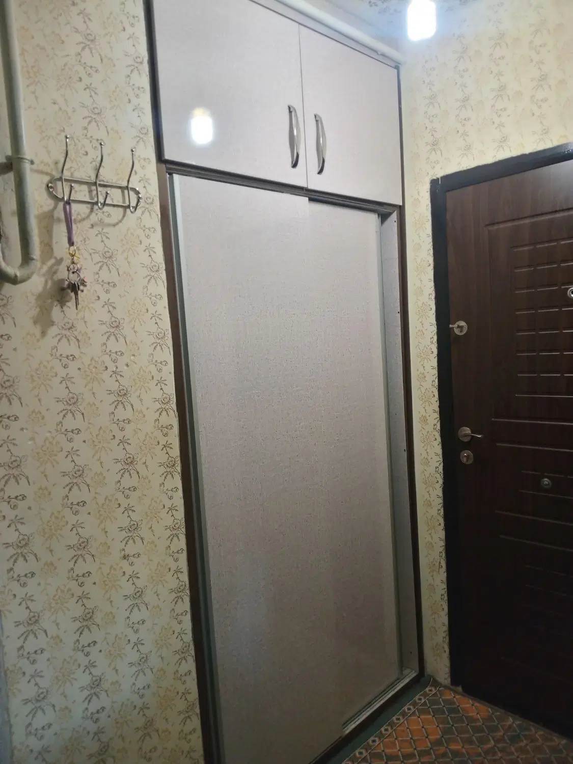 جهاد نصر ردیف اول طبقه ۲