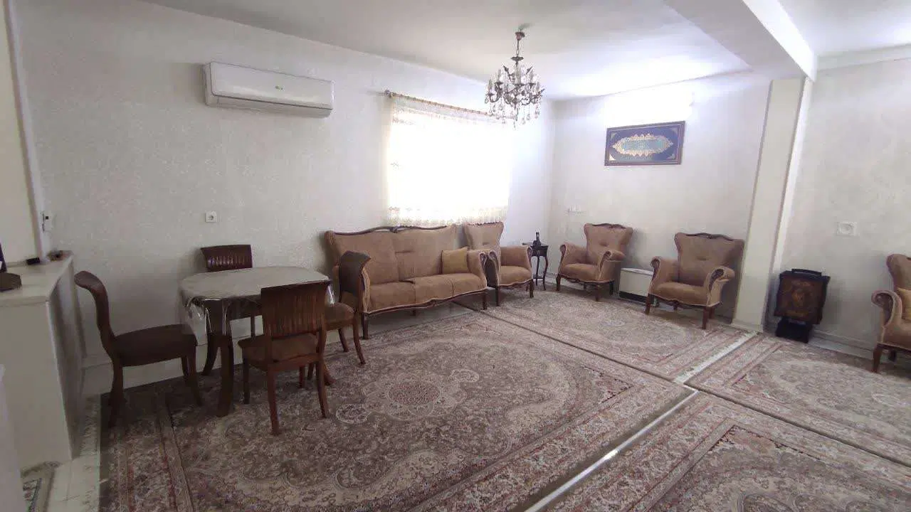 خانه ویلایی ، دوطبقه