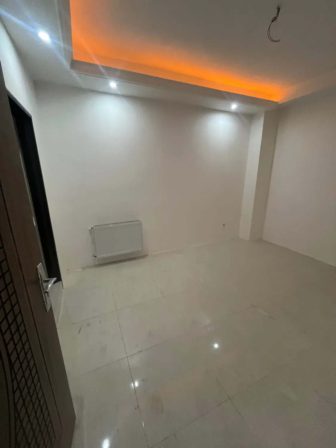 ۸۳ متر_تک واحدی_کوچه اصلی قائمیه
