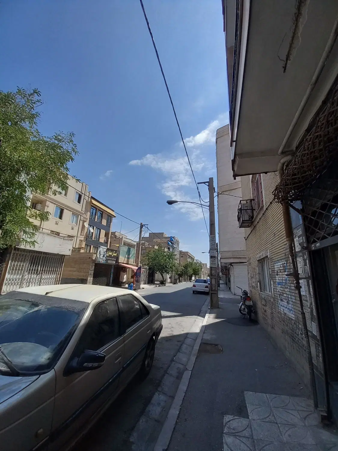 آپارتمان ۶۰متری ۵واحدی طبقه اول پارکینگ اختصاصی