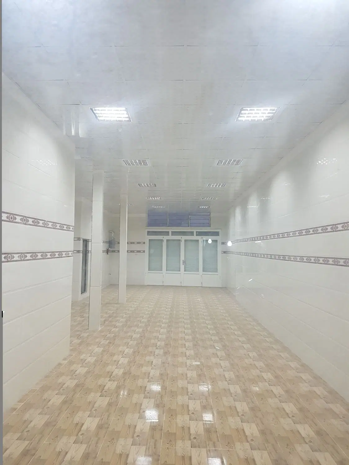 مغازه ۱۱۴ متری سلطان آباد