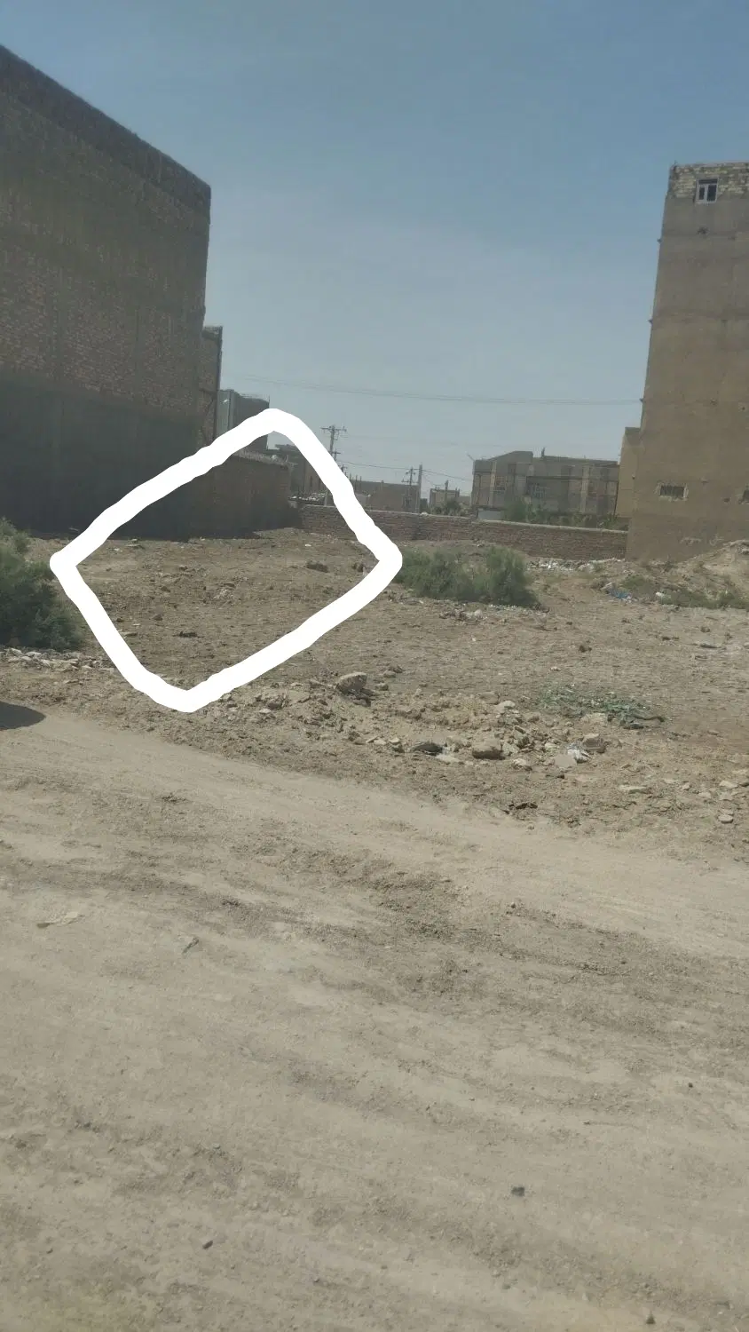 زمین فروشی دانشگاه2