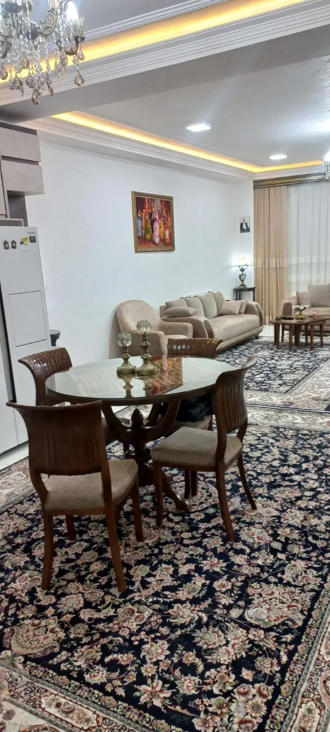 واحد فروشی
