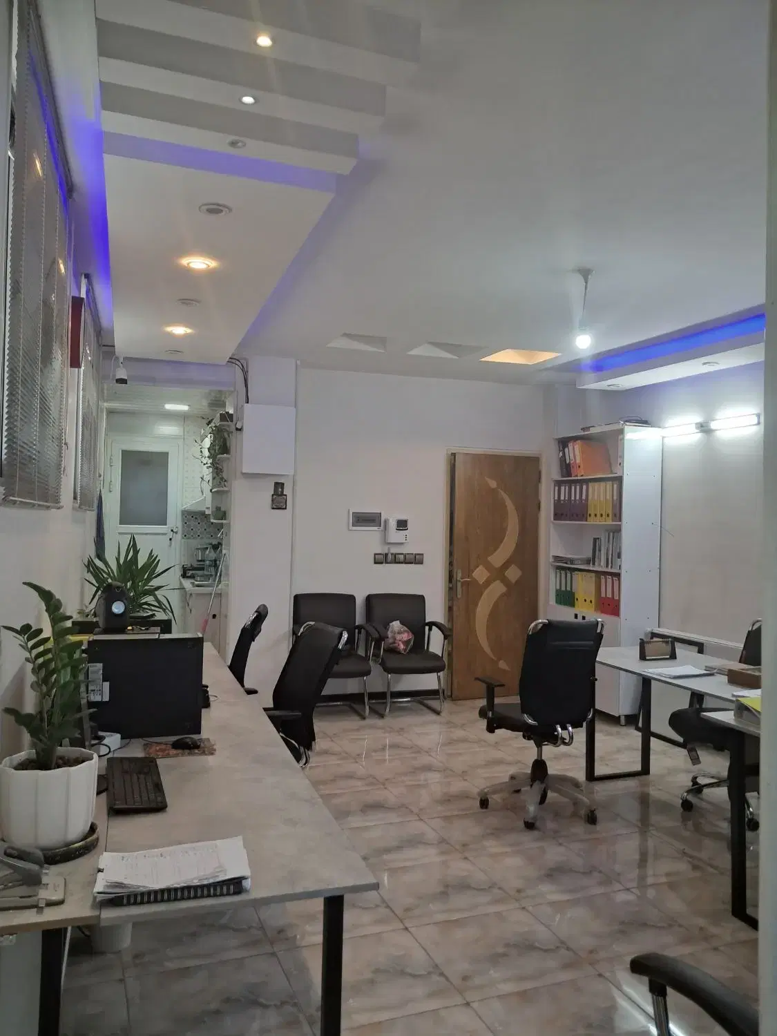 دفتر کار ۵۰متری شیک  وتمیز