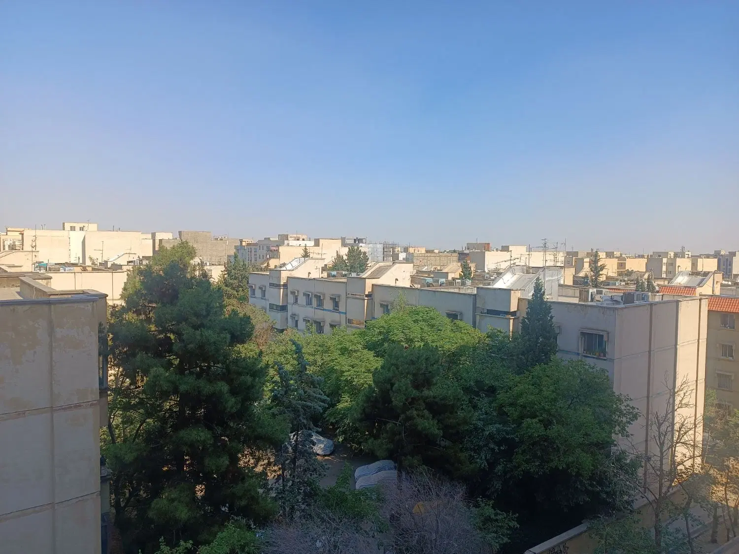 فروش واحد ۶۱متری کلید نخورده در بلوار گلاب صادقیه