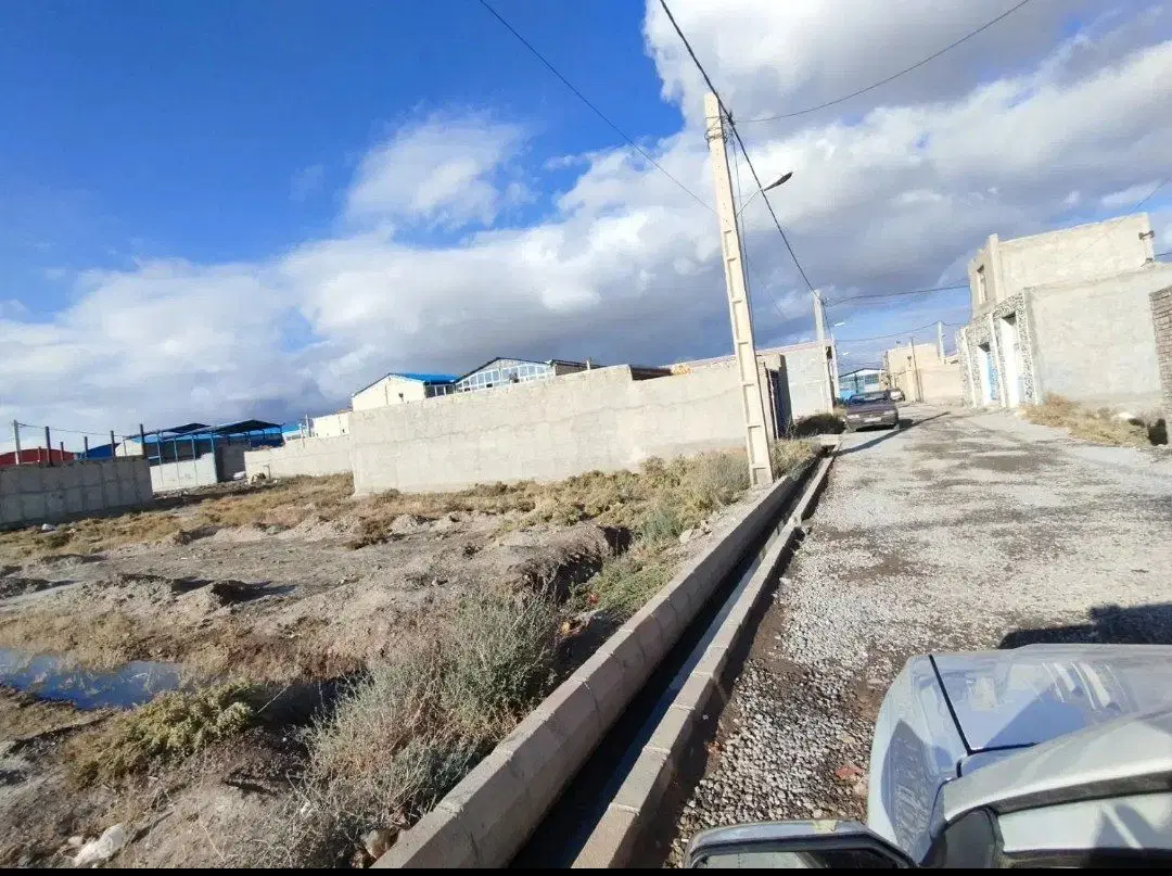 الوار سفلی زمین مسکونی کارگاهی
