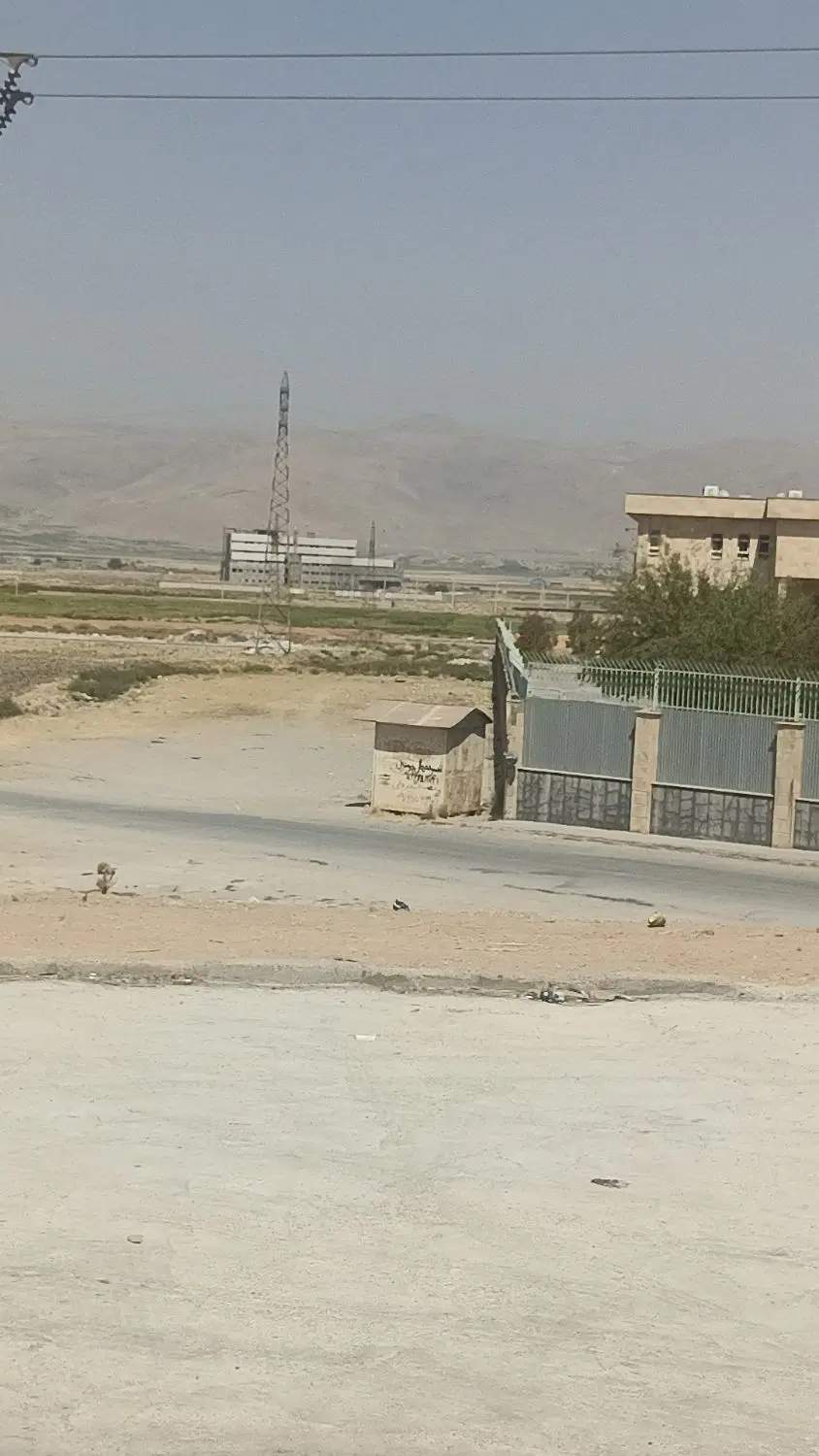 زمین زیر دادگاه