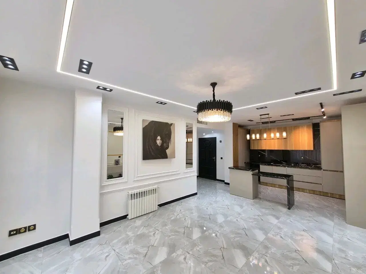 ۶۷مترنورگیر_فول دیزاین_پارکینگ‌سندی_تهاتر_روبه‌نما