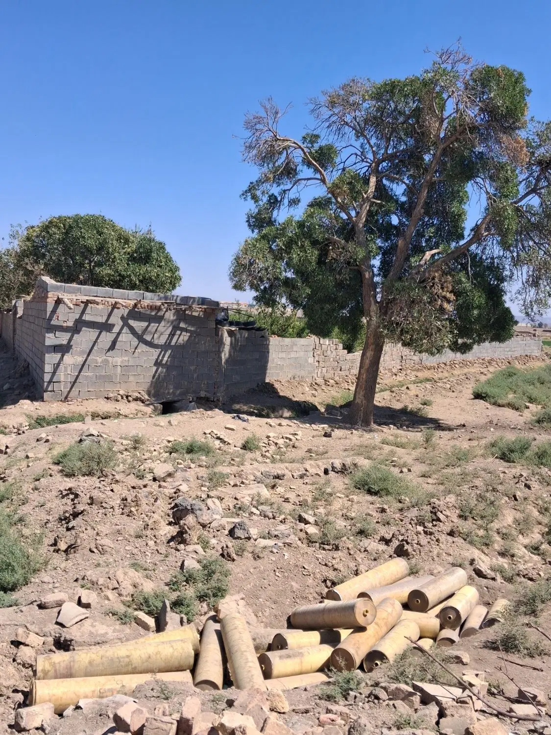 باغ۲هزار متر چهاردیواری باغشیخ